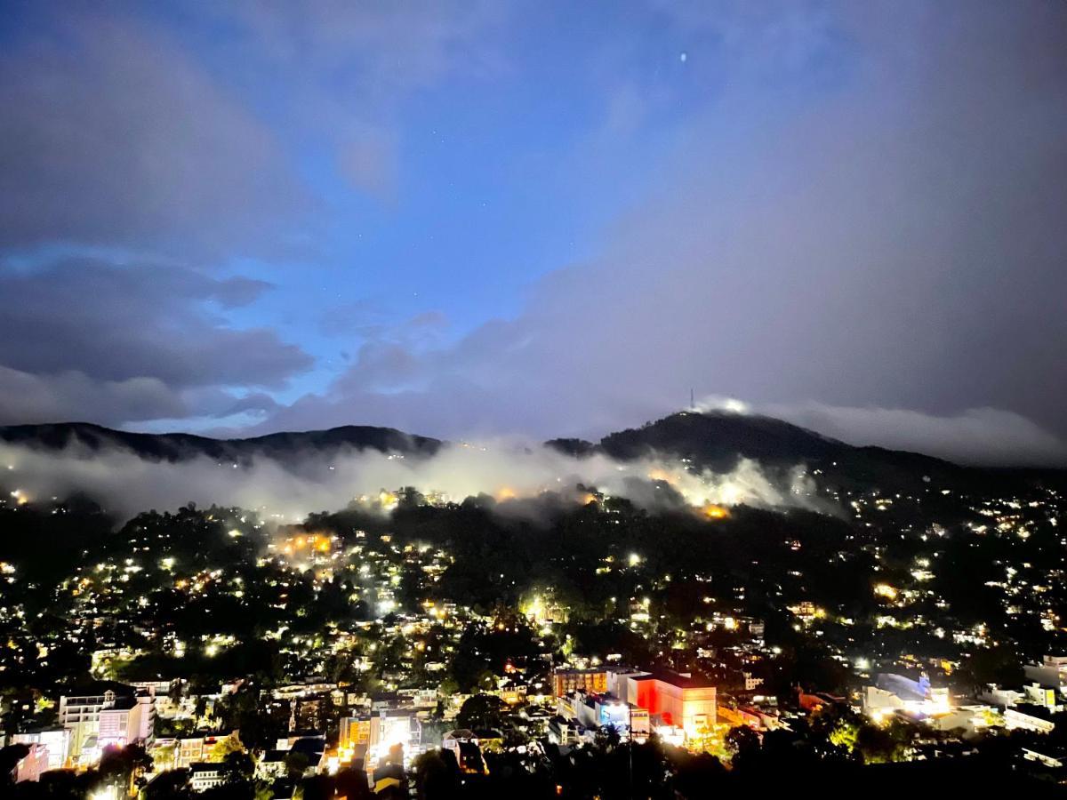 The Skydeck Kandy Exteriér fotografie